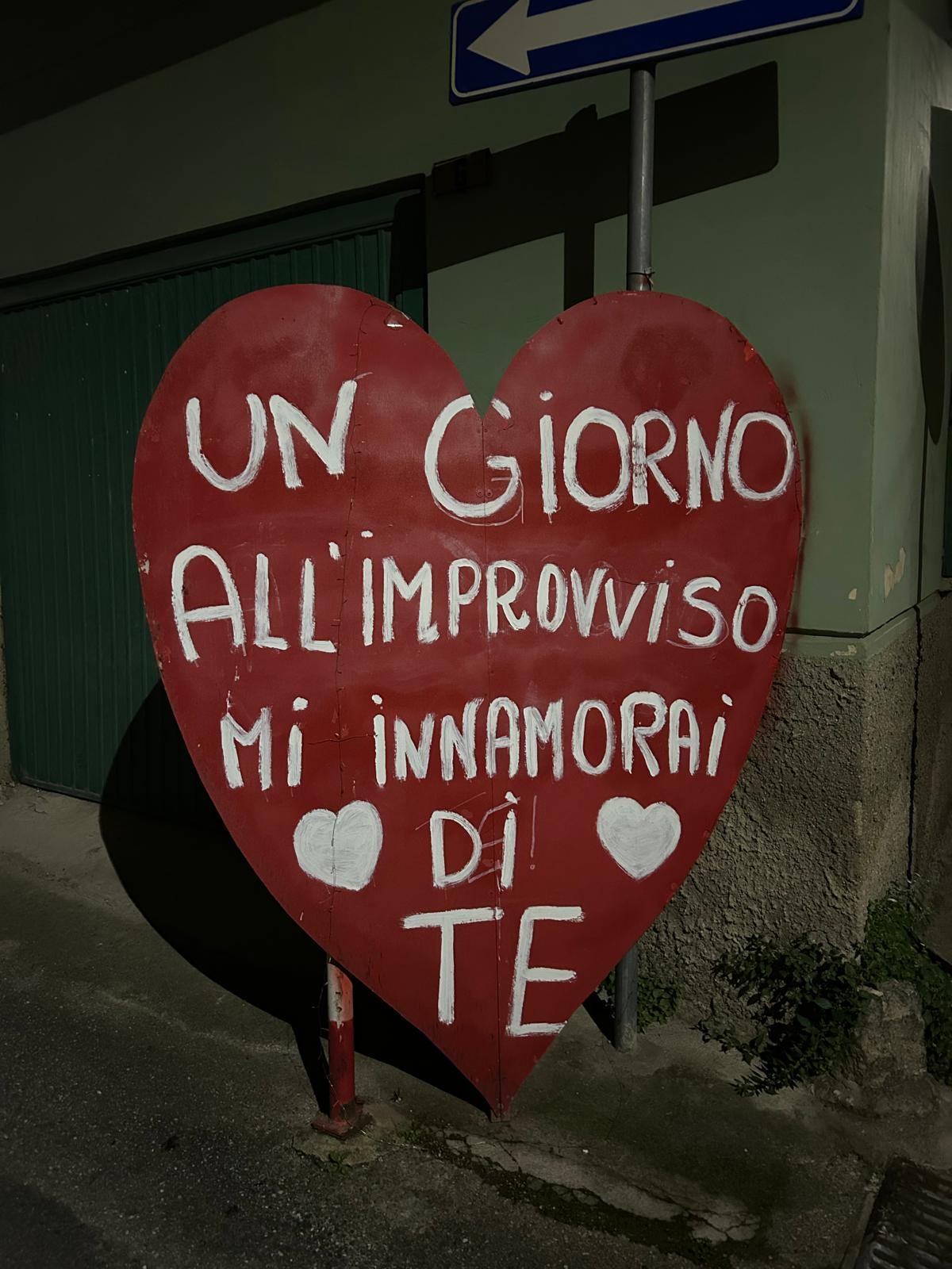 un giorno all'improvviso mi innamorai di te ❤️❤️ 